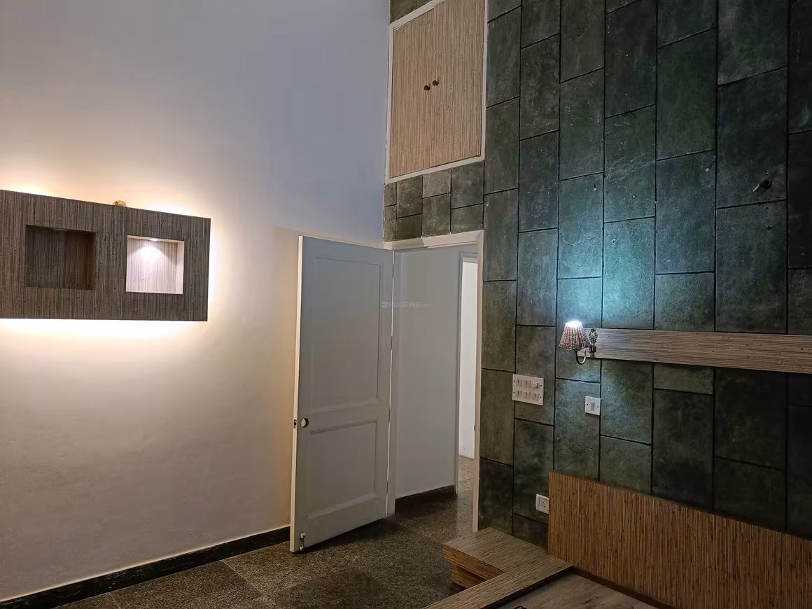 8 BHK Villa for Rent