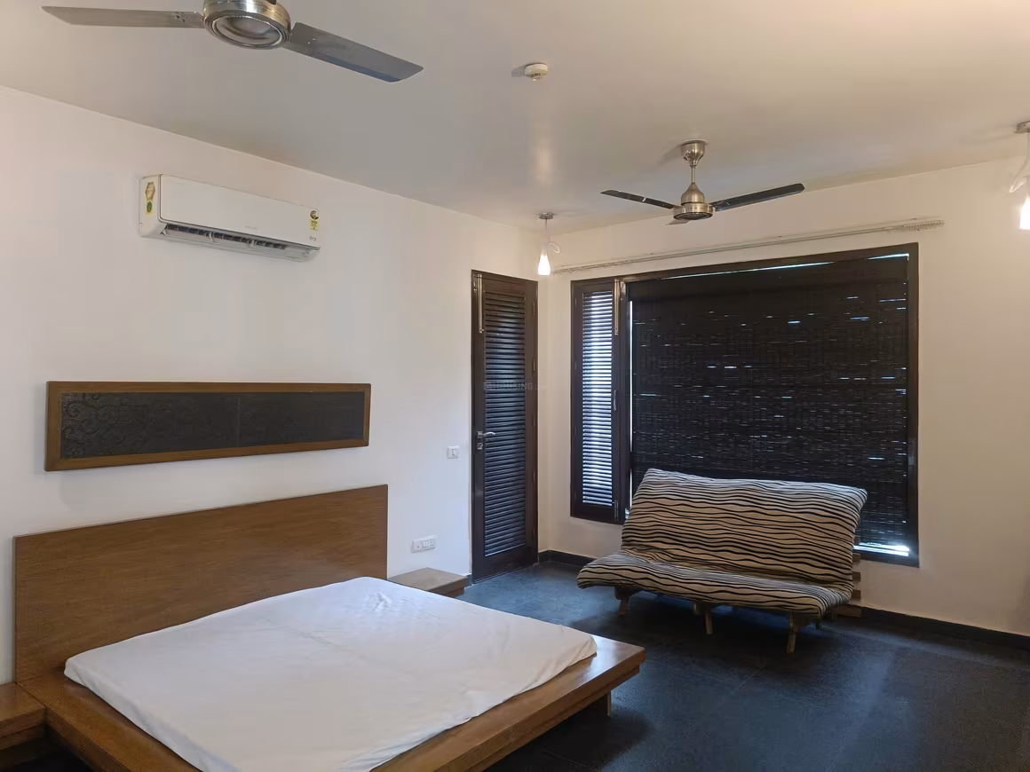 8 BHK Villa for Rent