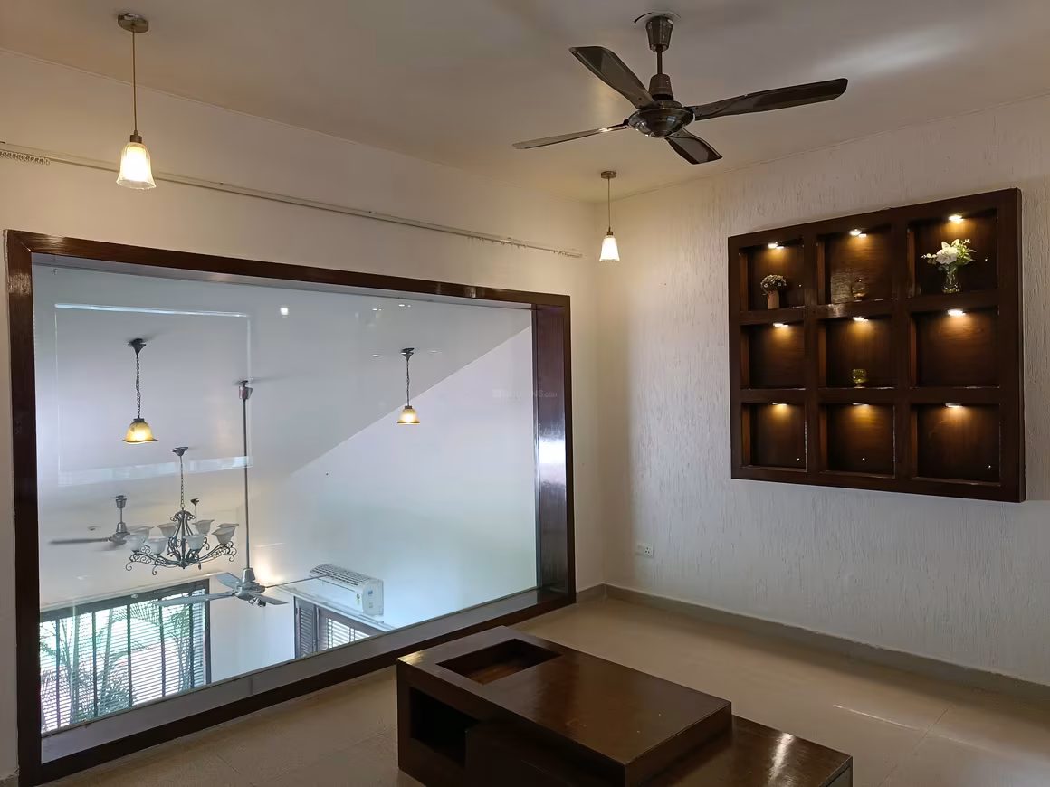 8 BHK Villa for Rent
